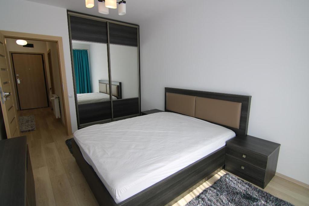 Hotel Platinia Клуж-Напока Екстериор снимка A bedroom